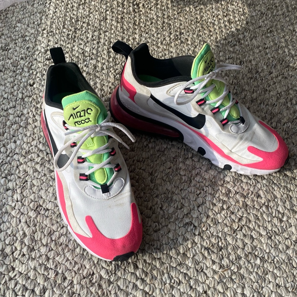 nike air react womens